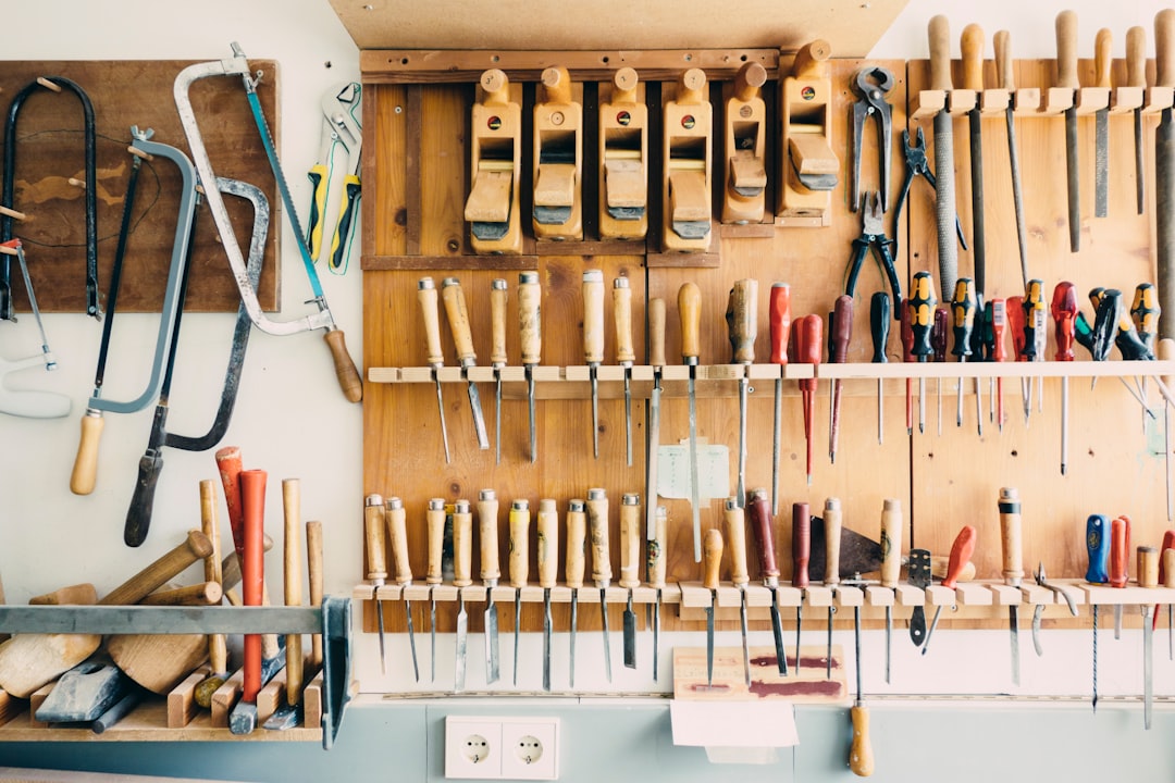 5 Common Mistakes with Workbench & Small Shop Setup (And How to Avoid Them)